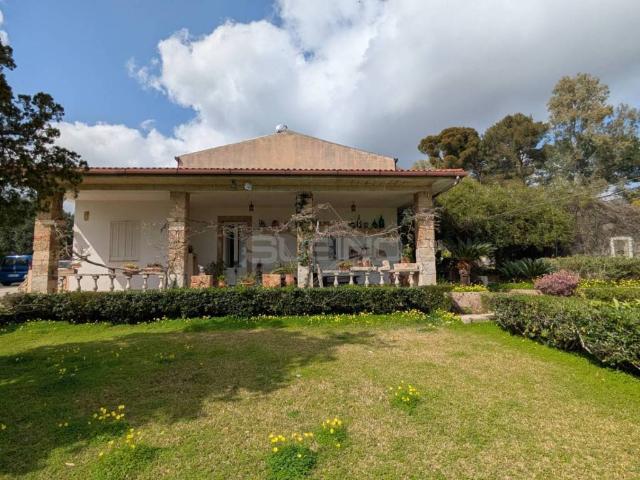 Villa in vendita a Floridia SR