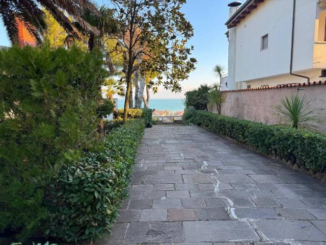 Villa in vendita a Francavilla al Mare CH