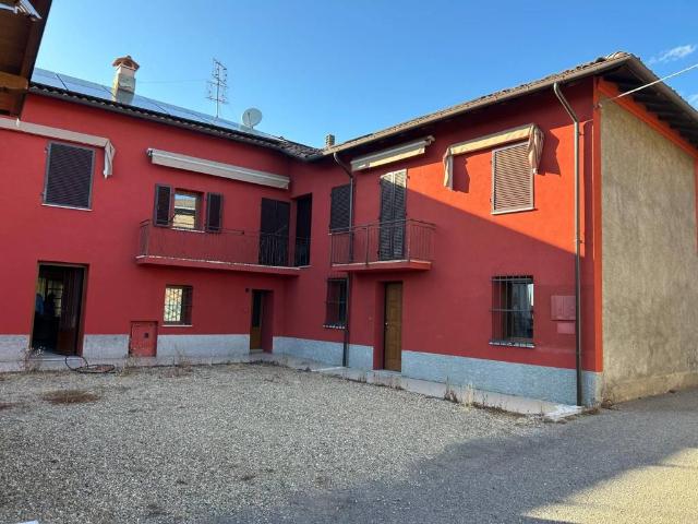 Villa in vendita a Francavilla Bisio AL