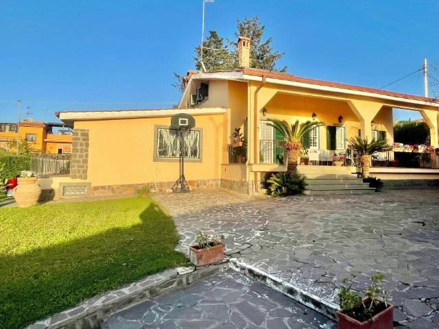 Villa in vendita a Frascati RM
