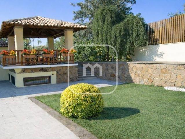Villa in vendita a Frascati RM