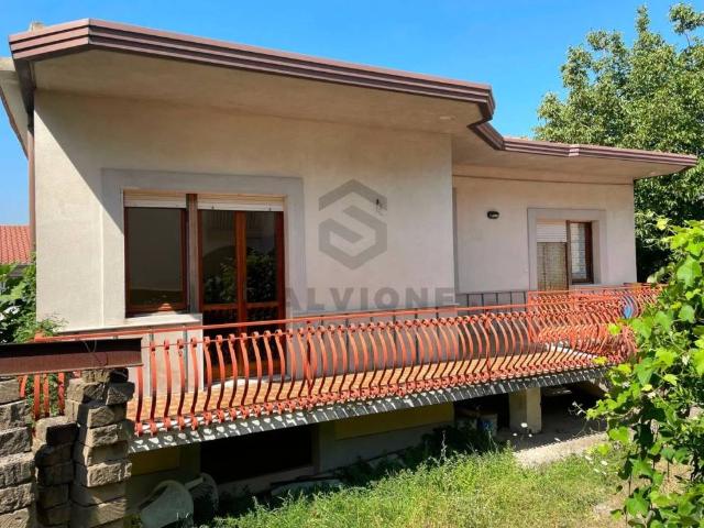 Villa in vendita a Frasso Telesino BN