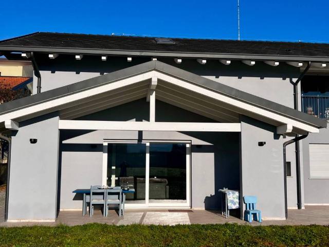 Villa in vendita a Front TO