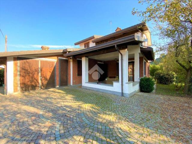 Villa in vendita a Front TO