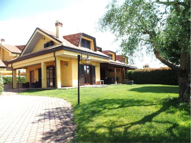 Villa in vendita a Frosinone FR