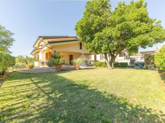 Villa in vendita a Frosinone FR