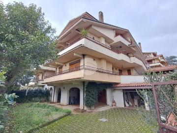 Villa in vendita a Frosinone FR