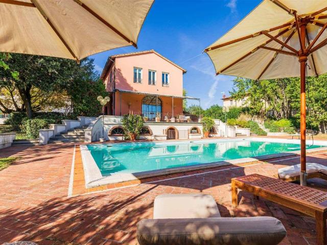 Villa in vendita a Fucecchio FI