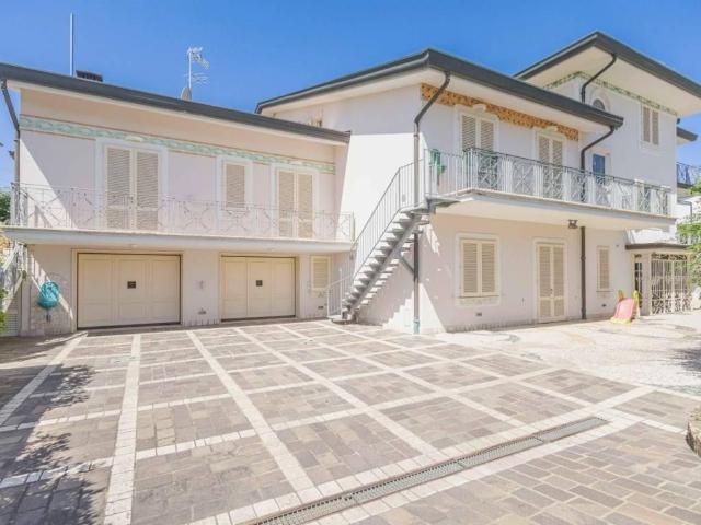 Villa in vendita a Fucecchio FI