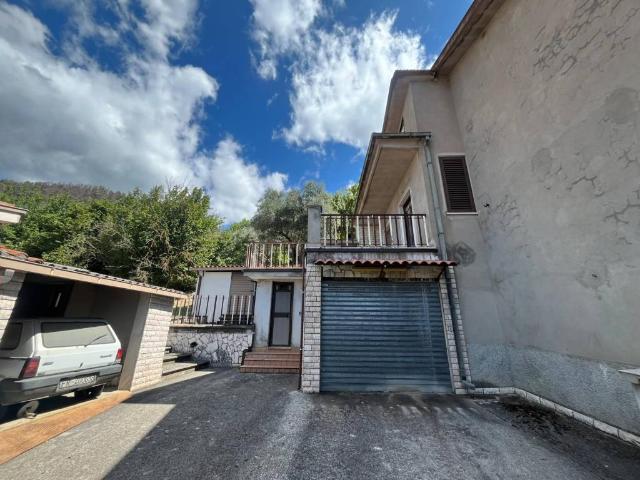 Villa in vendita a Fumone FR