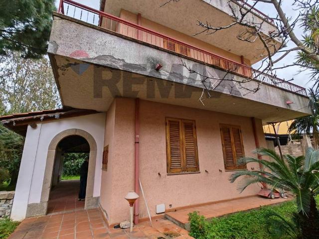 Villa in vendita a Furnari ME