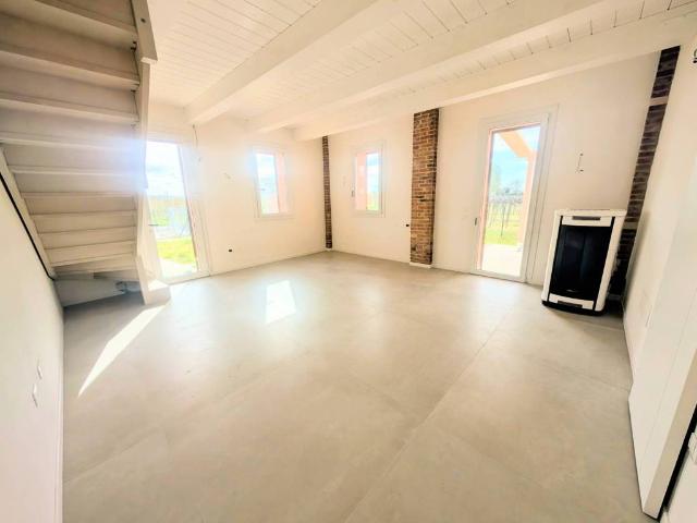 Villa in vendita a Imola BO