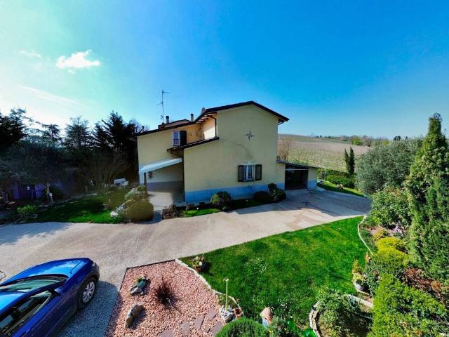 Villa in vendita a Imola BO