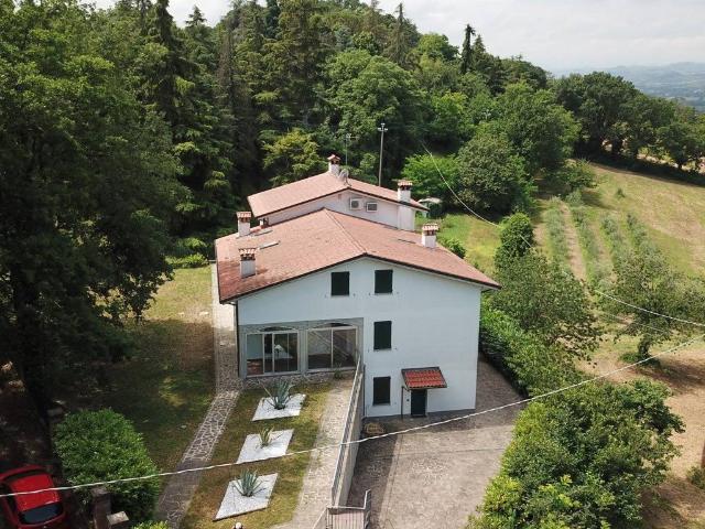Villa in vendita a Imola BO