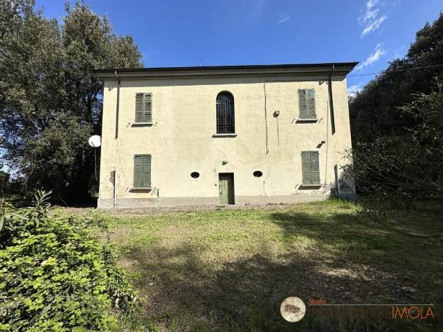 Villa in vendita a Imola BO