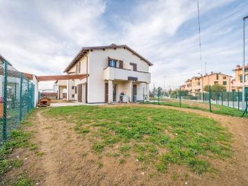 Villa in vendita a Imola BO