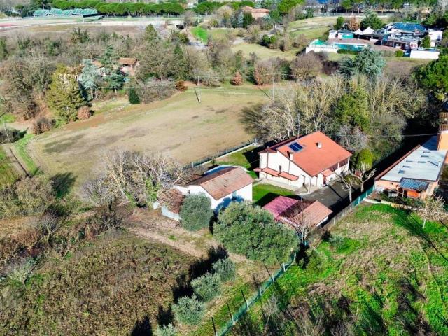 Villa in vendita a Imola BO
