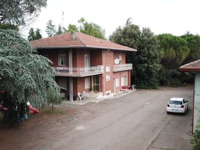 Villa in vendita a Imola BO