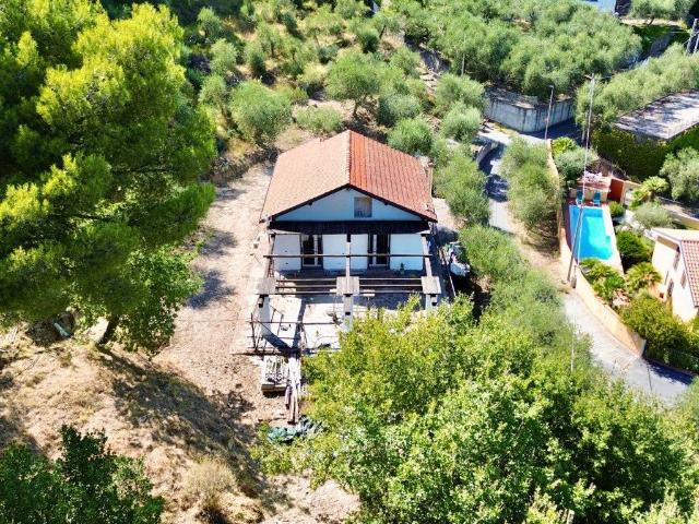 Villa in vendita a Imperia IM