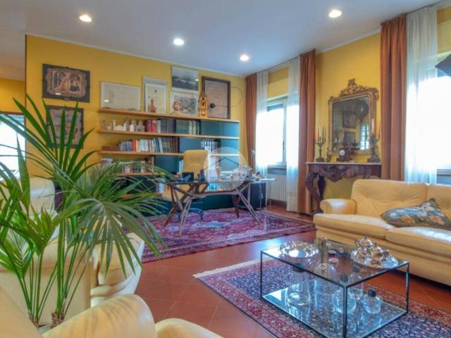 Villa in vendita a Imperia IM