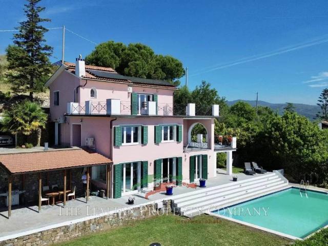 Villa in vendita a Imperia IM