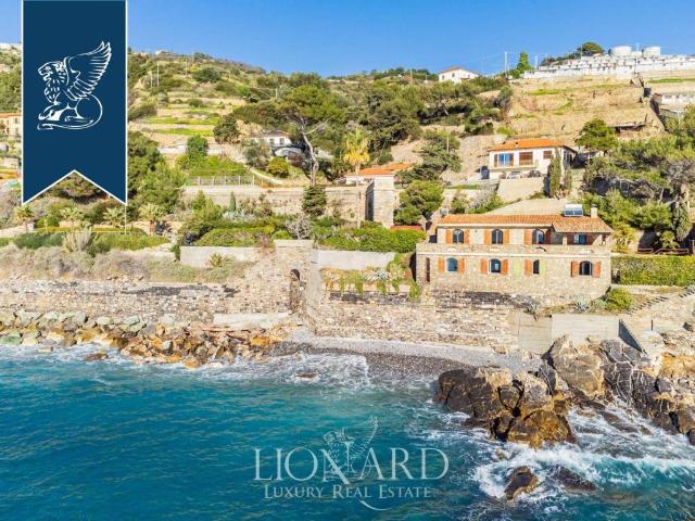 Villa in vendita a Imperia IM