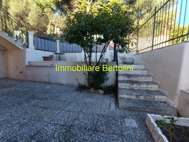 Villa in vendita a Imperia IM
