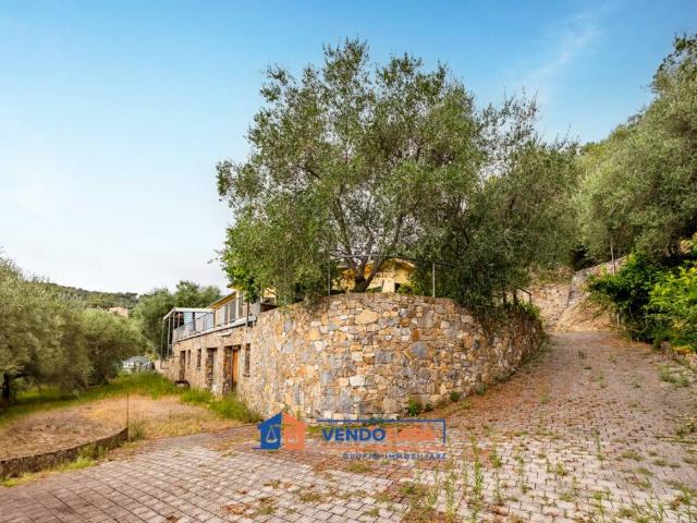 Villa in vendita a Imperia IM
