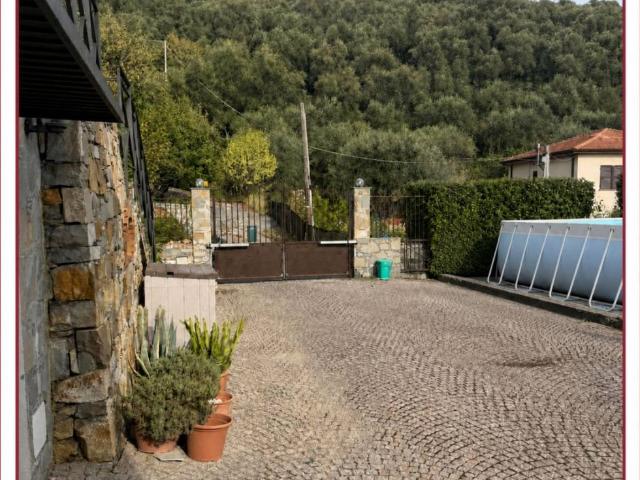 Villa in vendita a Imperia IM