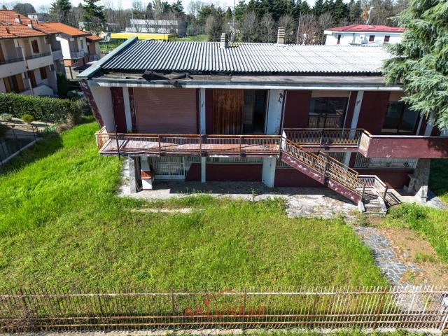 Villa in vendita a Inveruno
