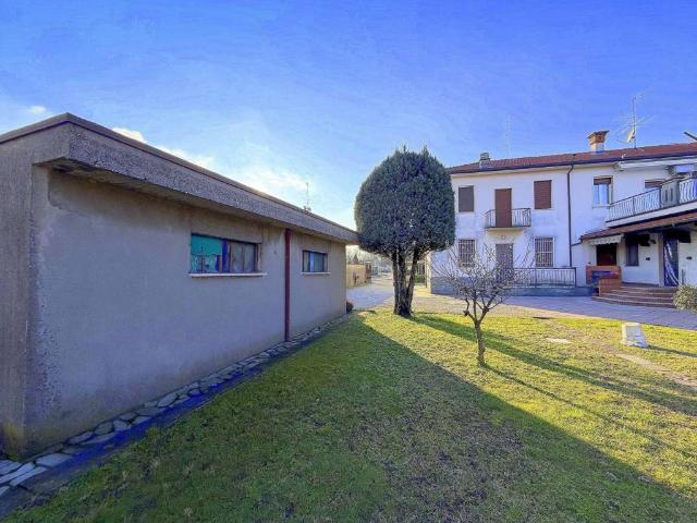 Villa in vendita a Inveruno MI