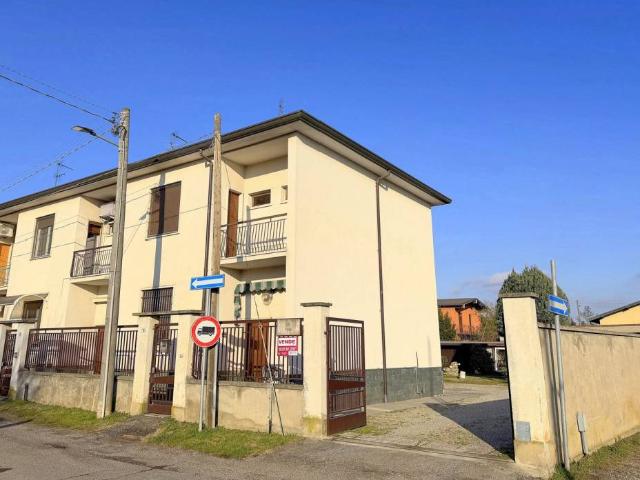 Villa in vendita a Inveruno MI