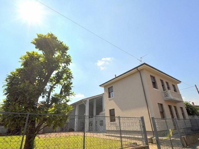 Villa in vendita a Inveruno MI