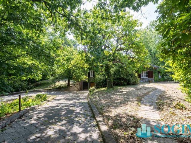 Villa in vendita a Inverigo CO