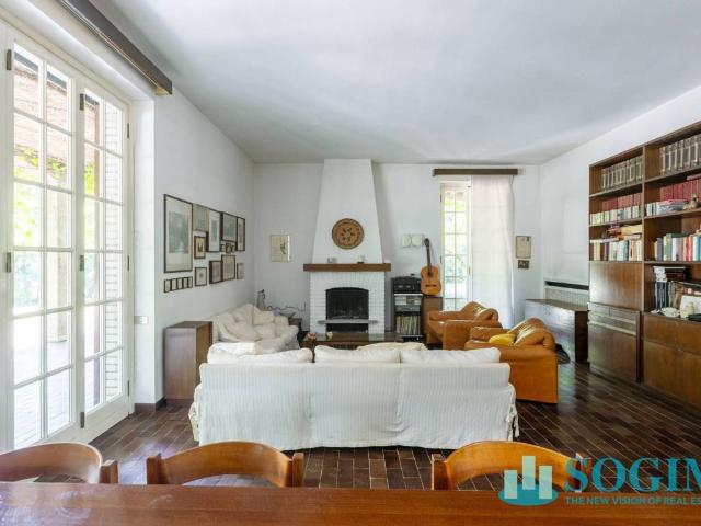 Villa in vendita a Inverigo CO