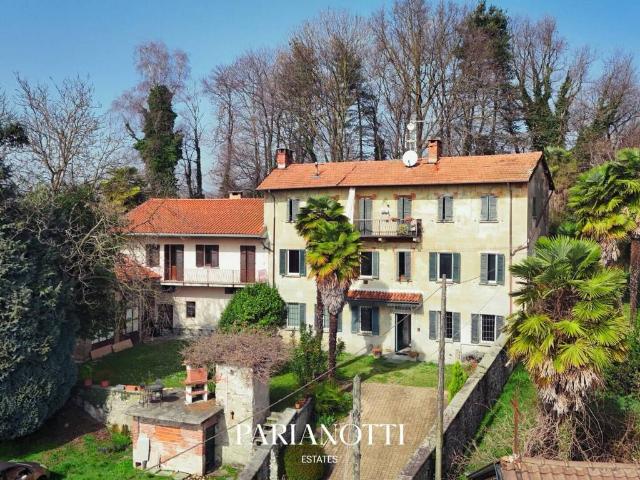 Villa in vendita a Invorio NO