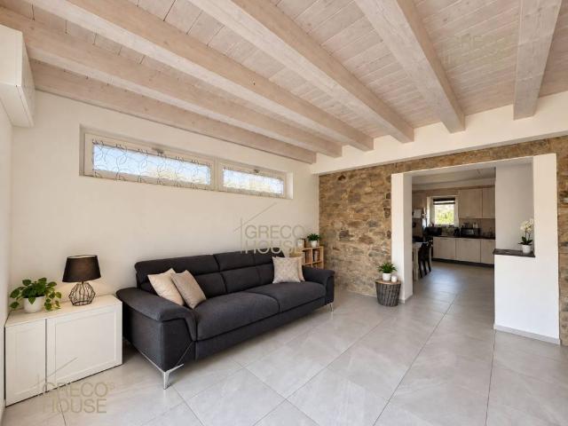 Villa in vendita a Inarzo VA