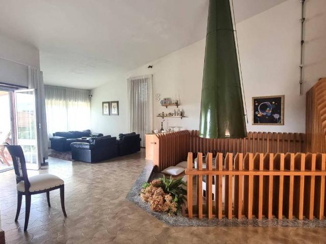 Villa in vendita a Incisa Scapaccino AT