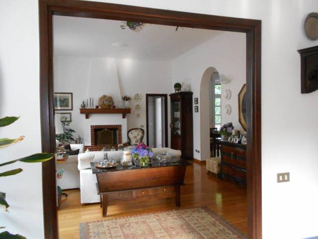 Villa in vendita a Induno Olona VA
