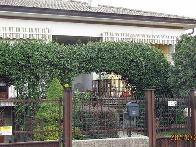 Villa in vendita a Induno Olona VA