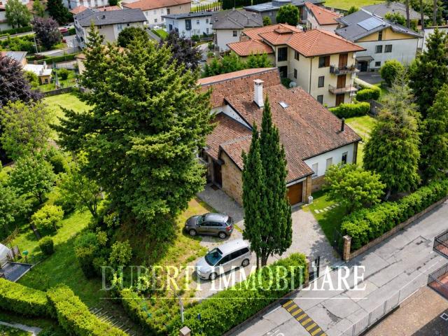 Villa in vendita a Induno Olona VA