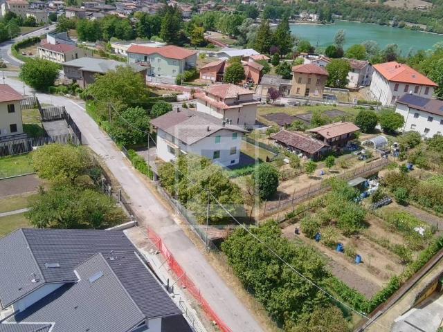 Villa in vendita a Idro BS