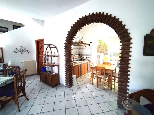 Villa in vendita a Ischia NA