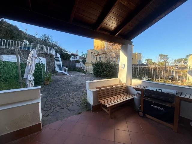 Villa in vendita a Ischia NA