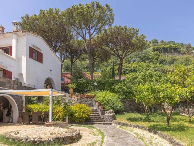 Villa in vendita a Ischia NA