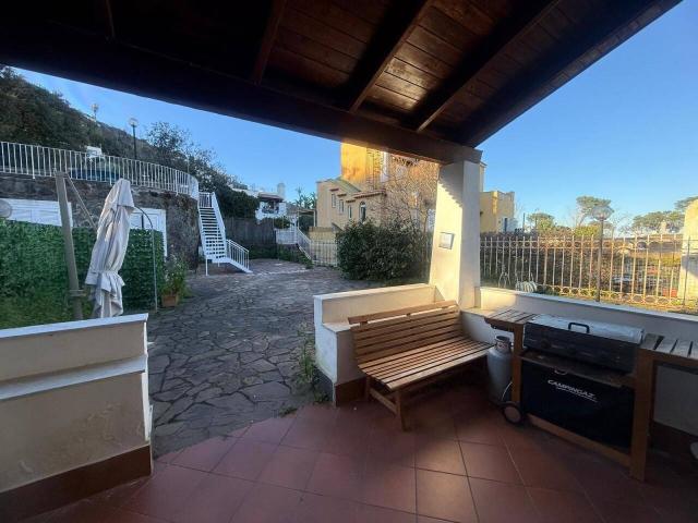 Villa in vendita a Ischia