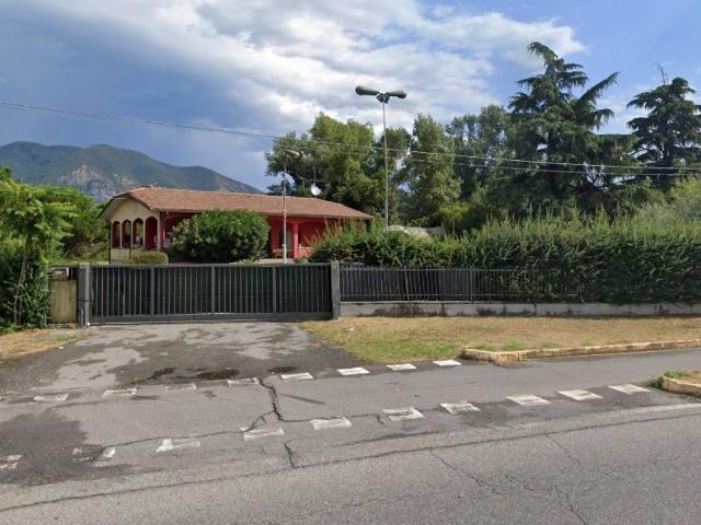 Villa in vendita a Iseo BS