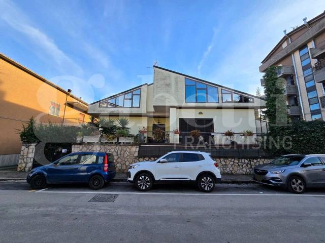 Villa in vendita a Isernia