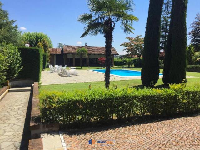 Villa in vendita a Isola d'Asti AT