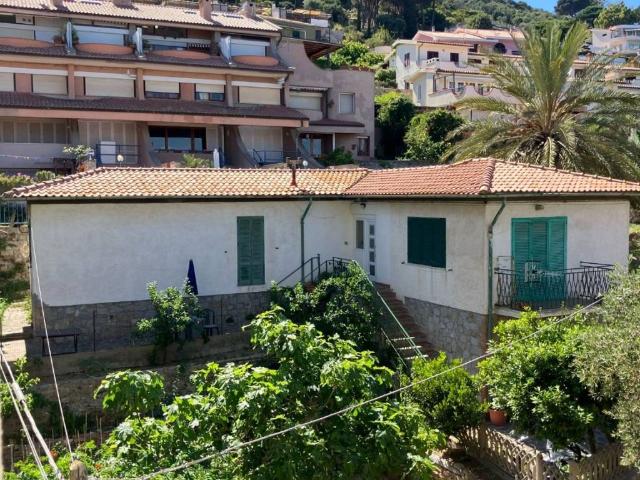 Villa in vendita a Isola del Giglio GR
